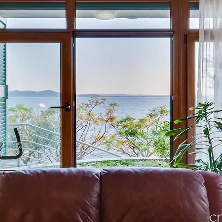 Villa Super Luxuriose Directly On The Sea Kožino